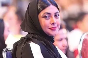 آزاده صمدی بدون روسری/عکس