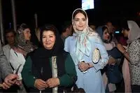 دور همی بهنوش طباطبایی، مریلا زارعی و دیگران زیر سقف دودی