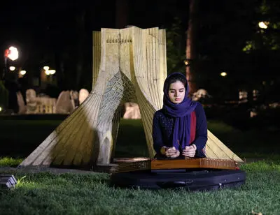 گزارش تصویری ایران‌آرت از افتتاح ششمین جشنواره فیلم شهر در باغ موزه ایرانی