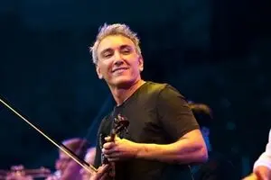 کنسرت شادمهر عقیلی مهرماه در تهران؟ / لیست ۱۰۰ نفره هنرمندان که می‌توانند به ایران برگردند