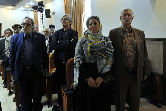 تجلیل از هنرمندان پیشکسوت متولد فروردین ماه