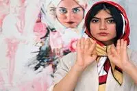 لبخند رخساره به جای نقی و ارسطو