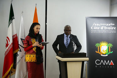 نمایشگاه صورتک و آثار حجم قبایل ساحل عاج در گالری کاما