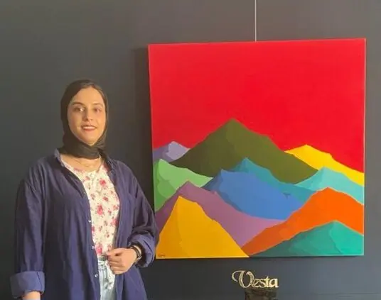 Rezvan Yaraei and Her Vivid Mountains with Vesta Color