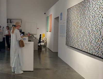 ببینید : مراقبه نقاشانه Josh Rowell هنرمند انگلیسی در گالری Firetti دبی