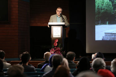 نمایشگاه عکس‌های مجید جوانی با عنوان «چهره‌های نمایش ایران»