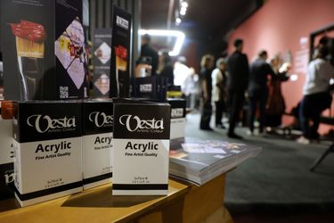 رنگ وستا در نمایشگاه چند رسانه‌ای حس ایرانی