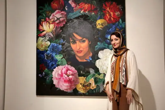 انسانی به دنبال کمال متظاهرانه/ مرضیه فخر از نمایشگاه  "رئالیسم جادویی و طبیعت بی‌جان" می‌گوید