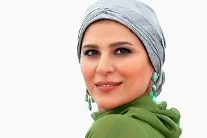 ببینید: سحر دولتشاهی با موی چتری و استایل سبز در کن