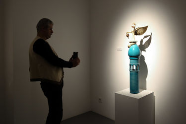 نمایشگاه آثار بهزاد اژدری در گالری اعتماد باغ نگارستان