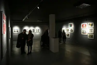 نمایشگاه آثار مرجان صداقتی در گالری آ