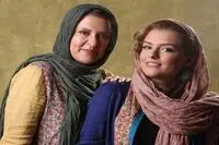 خانم بازیگری که در تلویزیون غافلگیر شد، در کمد و توی جوی آب  