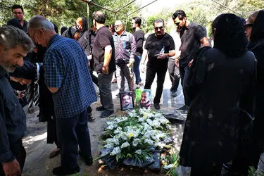مراسم تشییع پیکر مهدی آرین‌نژاد دوبلور پیشکسوت