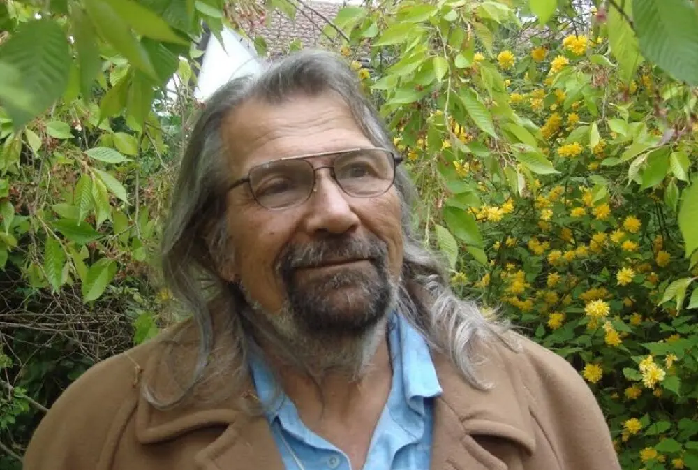 اسماعیل خویی درگذشت