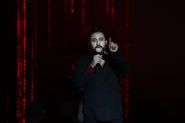 کنسرت روزبه بمانی در برج میلاد