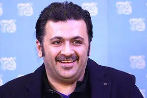 بستری شدن شهرام عبدلی به دلیل عارضه قلبی و وضعیت نامساعد آقای بازیگر 