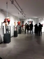 نمایشگاه آثار هادی نیکان در نگارخانه سهراب