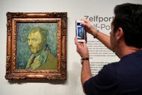 نمایش ۶۰ پرتره جذاب ونسان ونگوگ/ عکس