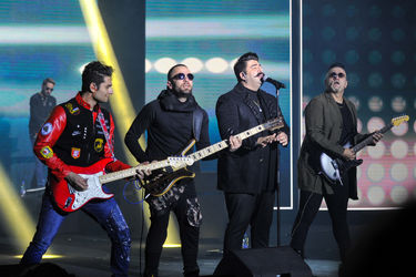 کنسرت بهنام بانی در اولین شب جشنواره موسیقی فجر در برج میلاد