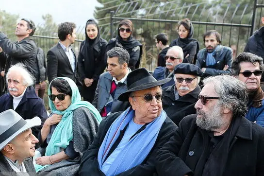 مزار عباس کیارستمی 