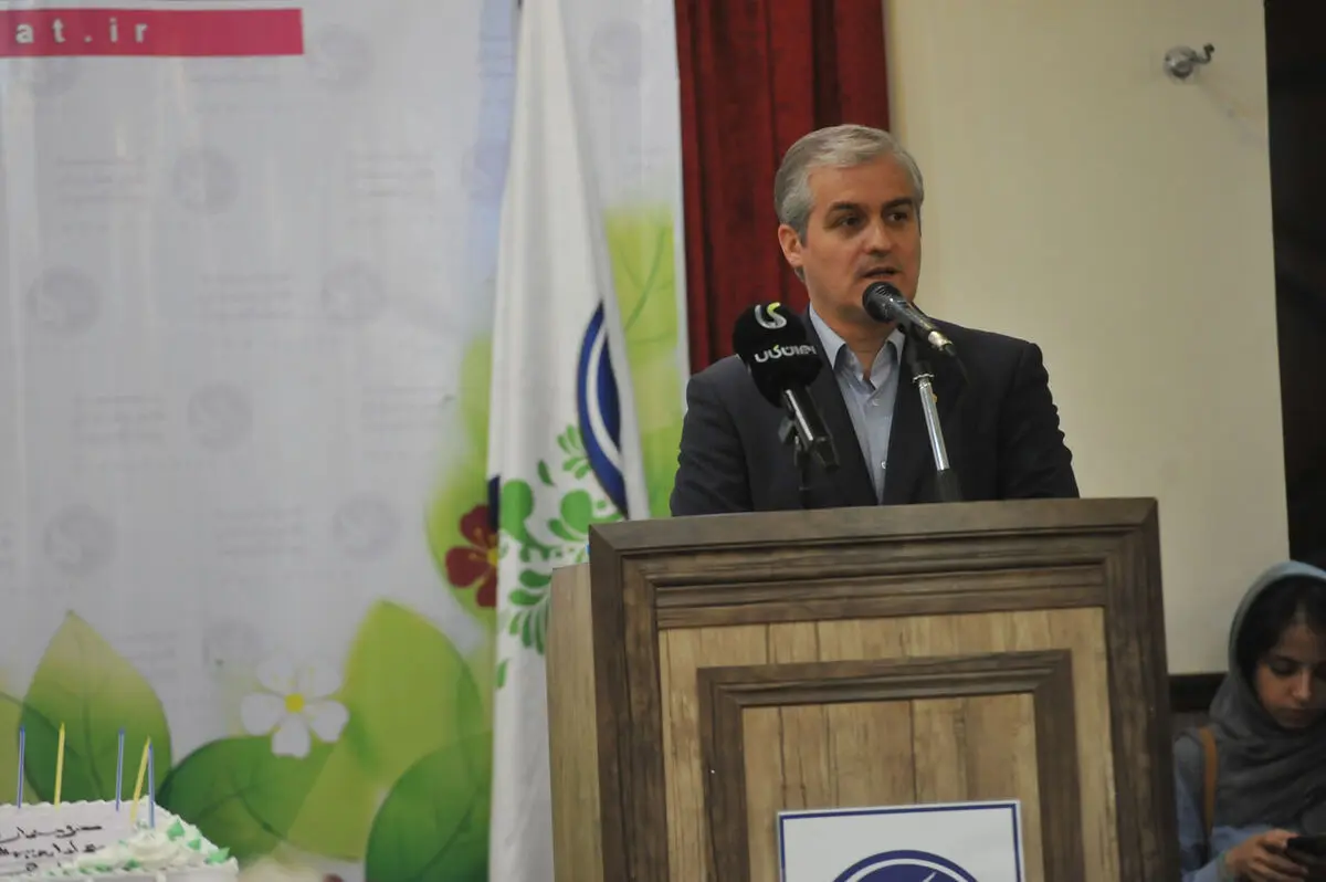 تجلیل از هنرمندان پیشکسوت متولد اردیبهشت ماه