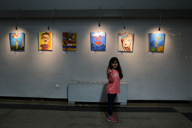 نمایشگاه 77 نقاشی برای 77 کودک بد سرپرست در فرهنگسرای اشراق