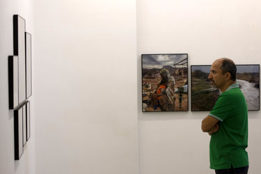 نمایشگاه عکس تهمینه منزوی در گالری راه ابریشم