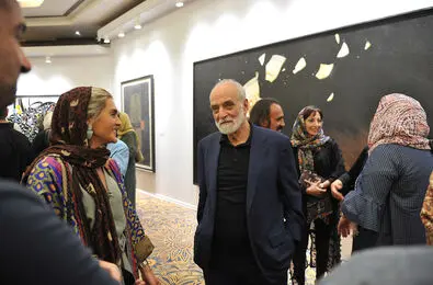 چه کسانی از بخش نمایشگاهی یازدهمین حراج تهران دیدن کردند؟ / عکسها
