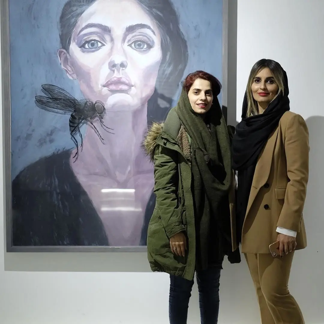 «تنهایی پر هیاهو» در چهره‌های غمگین و مصمم 