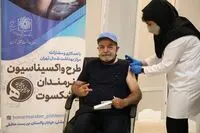 کدام هنرمندان می‌توانند واکسینه شوند؟