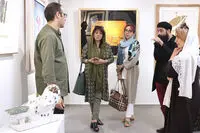 موزه‌ای کوچک در گالری مژده/ تصاویری از نمایشگاه "پیشگامان عصر نو" 