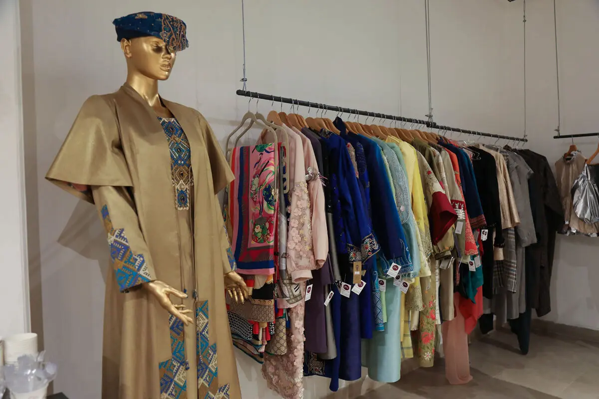 رونمایی از لباس ملکه برونئی با طراحی مهلا زمانی