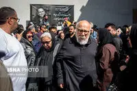 ببینید: حضور هنرمندان در مراسم وداع با پیکر زنده‌یاد رضا داوودنژاد