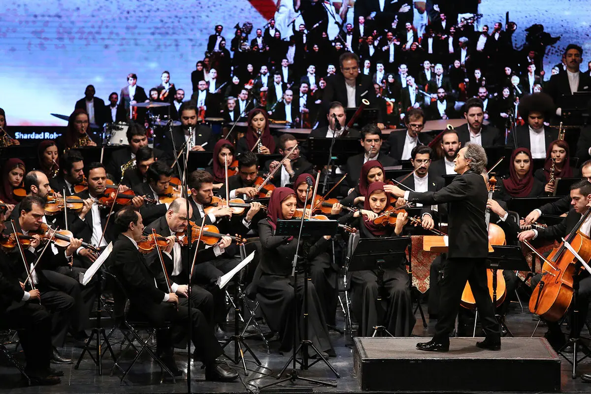 آیین بدرقه تیم ملی فوتبال ایران و رونمایی از سرود تیم ملی در تالار وحدت