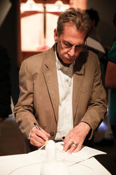 نمایشگاه مجموعه آثار کامبیز درم بخش با عنوان "سورپرایز" در گالری ویستا