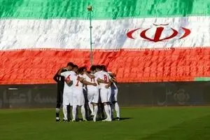 هنرمندان گیلانی در جام جهانی فوتبال قطر به میدان می‌آیند/ طراحی لباس ویژه هواداران تیم ملی فوتبال در جام جهانی قطر
