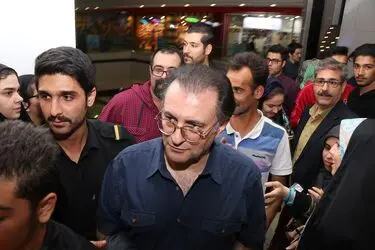 اکران مردمی فیلم" فراری " در پردیس سینمایی کورش