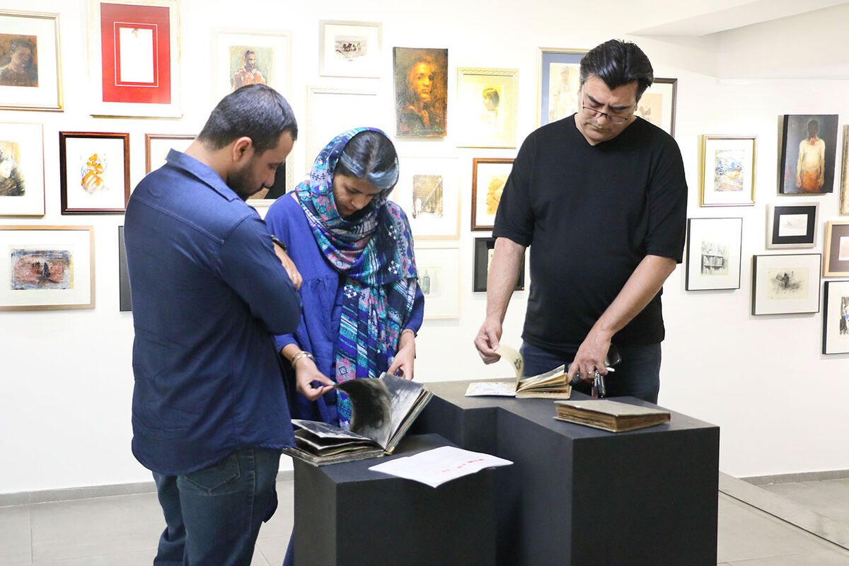 نمایشگاه از پی عظیم مرکباتچی در گالری مژده