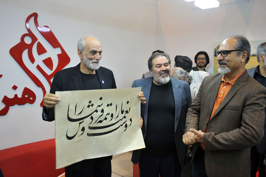 جشن تولد ۷۷ سالگی آیدین آغداشلو در نمایشگاه مطبوعات