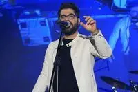 کنسرت رایگان حامد همایون و وعده اجرا در میان مردم سیل زده