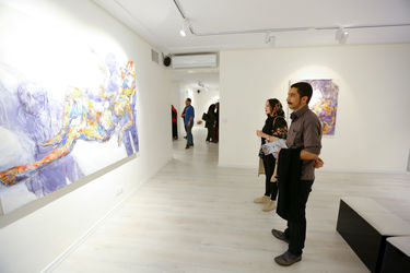 نمایشگاه نقاشی های نیلوفر قادری نژاد در گالری ساربان