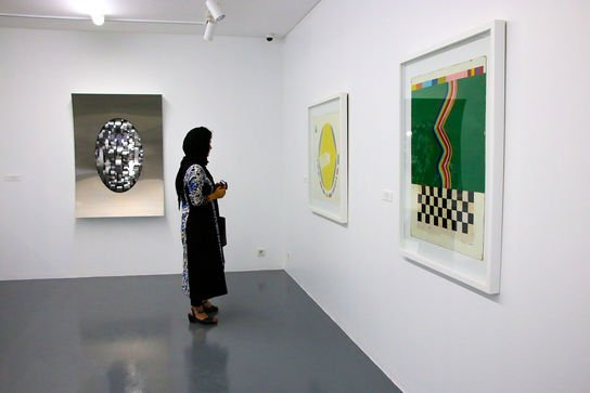 نمایشگاه نقش برجسته‌های هندسی محسن وزیری مقدم  در گالری اعتماد