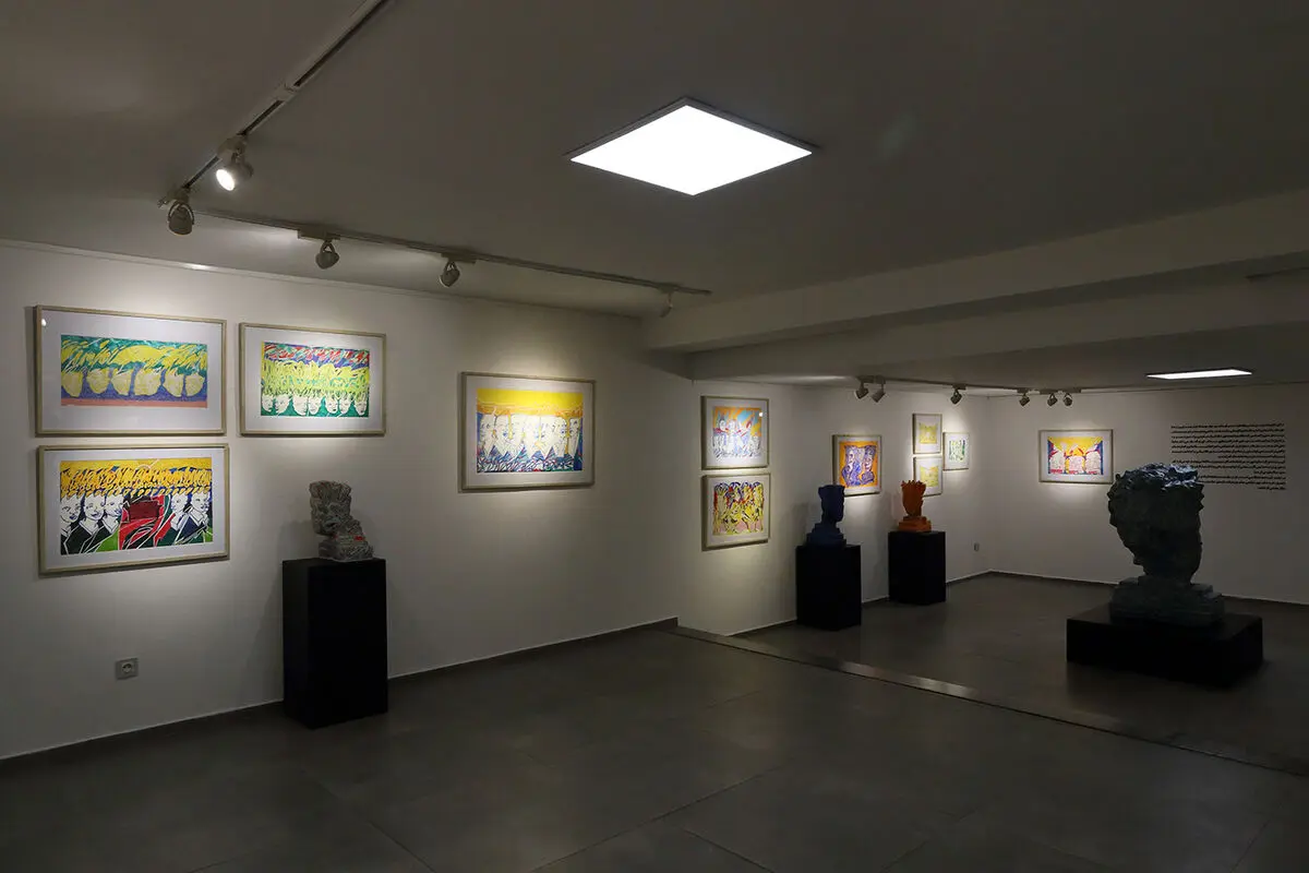 Khashayar Farhat Mojdeh Gallery