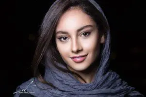 پست عاشقانه آهوی پیشونی سفید/عکس