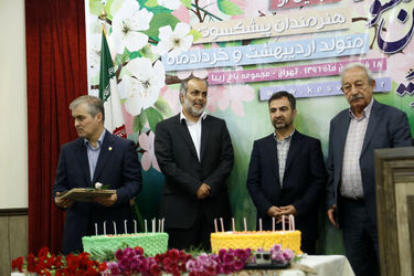 تجلیل از هنرمندان پیشکسوت متولد اردیبهشت ماه و خردادماه