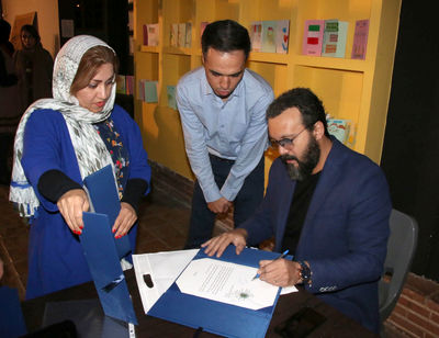 ببینید: هنرمندان در حمایت از کودکان بد سرپرست / از کامبیز دیرباز و فرزاد حسنی تا حضور گسترده کاریکاتوریست‌ها