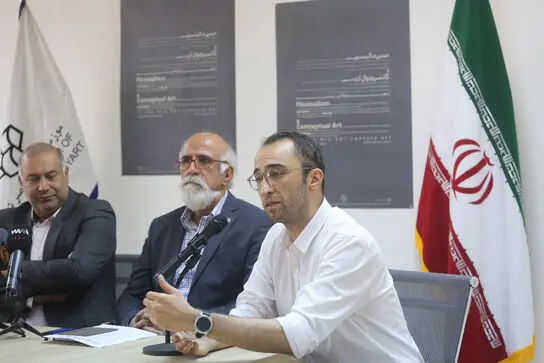 دیدار خبرنگاران خارجی از موزه هنرهای معاصر تهران