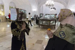 Reflection Performance at Golestan Palace