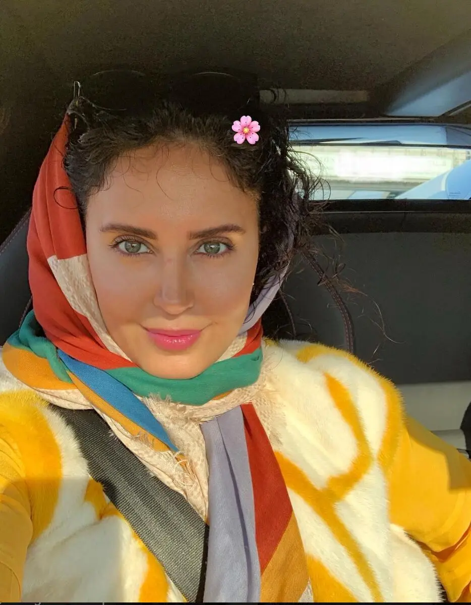 خوانندگی شاکردوست و آن صورتی/عکس