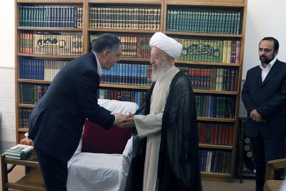 New culture minister visits top clerics 